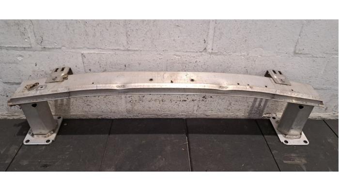 Cadre pare-chocs avant Peugeot 5008