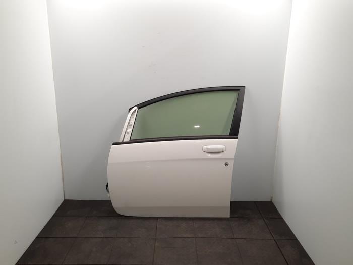 Door 4-door, front left Citroen C-Zero