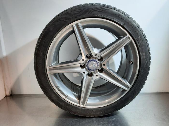 Jante + pneu d'hiver Mercedes C-Klasse