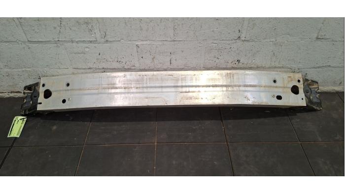 Cadre pare-chocs avant Toyota Rav-4