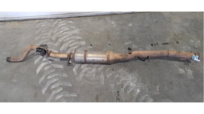 Echappement silencieux central Mercedes Vito