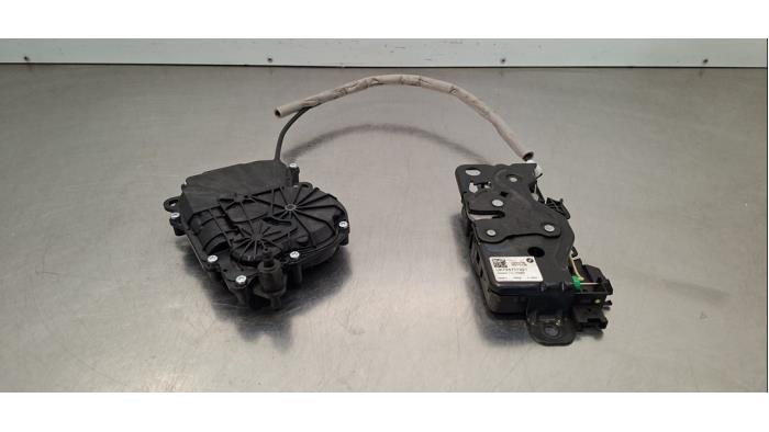 Mécanique de verrouillage hayon BMW M3