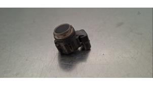 Gebruikte PDC Sensor Landrover Defender II 110 2.0 16V P300 Prijs € 30,25 Inclusief btw aangeboden door Autohandel Didier