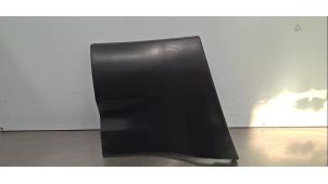 Gebruikte Sierlijst Landrover Defender II 110 2.0 16V P300 Prijs € 66,55 Inclusief btw aangeboden door Autohandel Didier