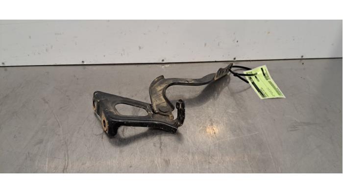 Charnière capot Toyota Rav-4