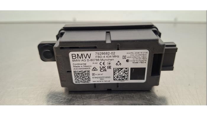 Antenne amplificateur BMW M3