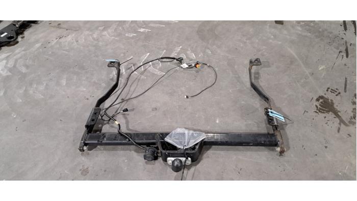 Crochet d'attelage Fiat Talento