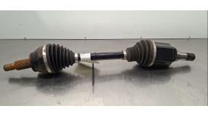 Gebruikte Cardanas links-voor (VWA) Landrover Defender II 110 2.0 16V P300 Prijs € 266,20 Inclusief btw aangeboden door Autohandel Didier