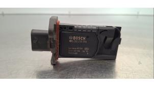 Gebruikte Luchtmassameter Landrover Defender II 110 2.0 16V P300 Prijs € 60,50 Inclusief btw aangeboden door Autohandel Didier