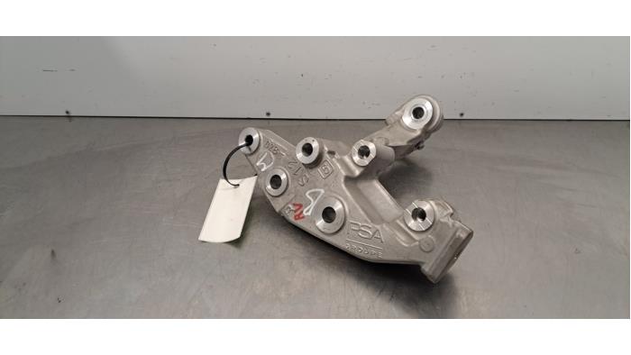 Support (divers) Peugeot 3008