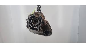 Gebruikte Tussenbak 4x4 Landrover Defender II 110 2.0 16V P300 Prijs € 1.331,00 Inclusief btw aangeboden door Autohandel Didier