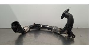 Gebruikte Intercooler Buis Fiat Talento 2.0 EcoJet BiTurbo 145 Prijs € 223,85 Inclusief btw aangeboden door Autohandel Didier