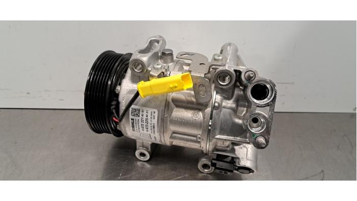 Pompe clim Peugeot 3008