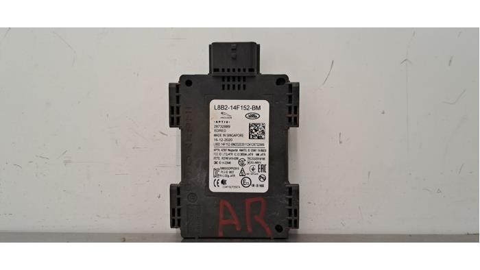 Capteur radar Landrover Defender