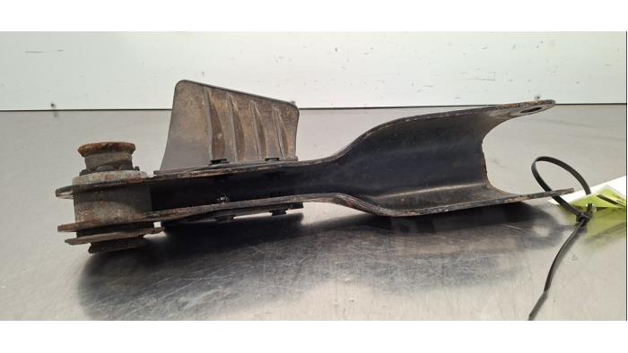 Bras de suspension arrière gauche Landrover Defender