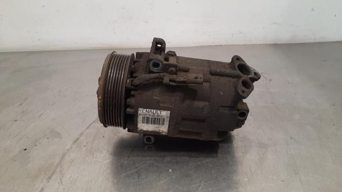 Pompe clim Renault Master