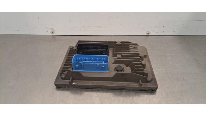 Ordinateur gestion moteur Opel Astra