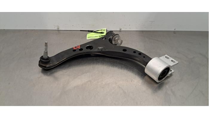 Bras de suspension avant gauche Opel Astra