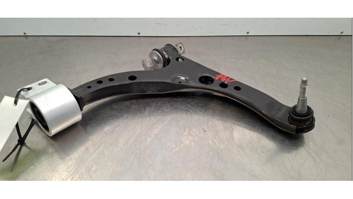 Bras de suspension avant droit Opel Astra