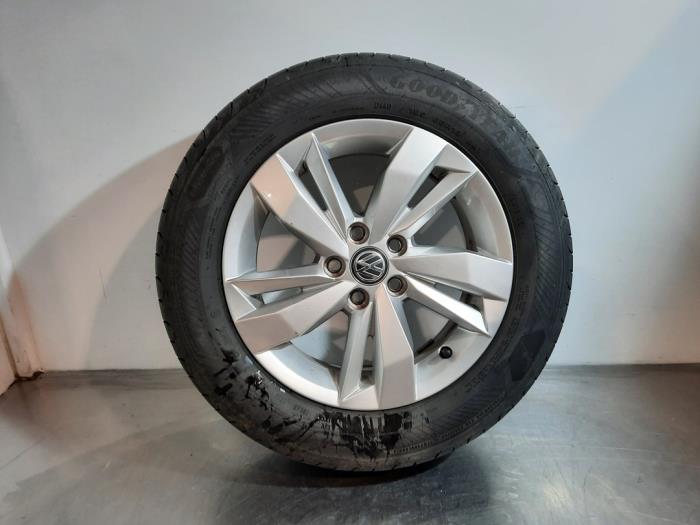 Jante + pneumatique Volkswagen Polo