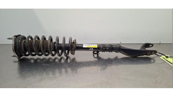 Schokdemper rechts-voor van een Mercedes-Benz GLC (X253) 2.0 300de 16V 4-Matic 2022