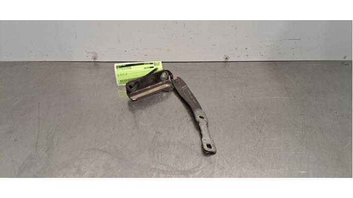 Charnière capot Dacia Logan