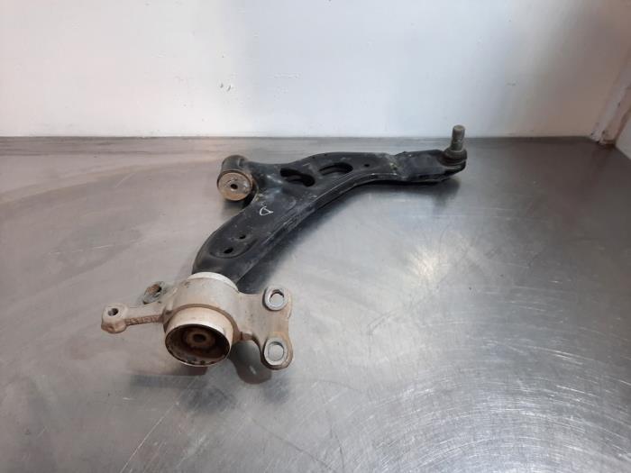 Bras de suspension avant droit BMW 1-Série