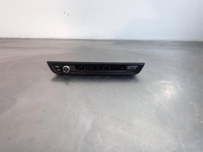 Panneau commande radio BMW 1-Série