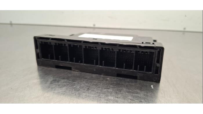 Computer Body Control van een Opel Astra K Sports Tourer 1.5 CDTi 105 12V 2021