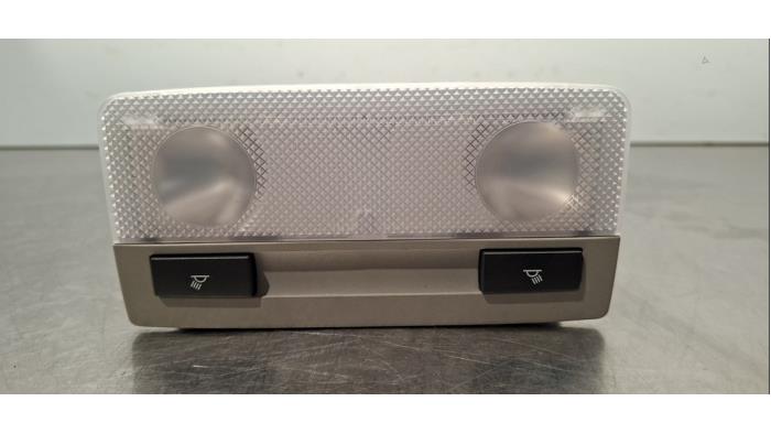 Eclairage intérieur avant Opel Astra