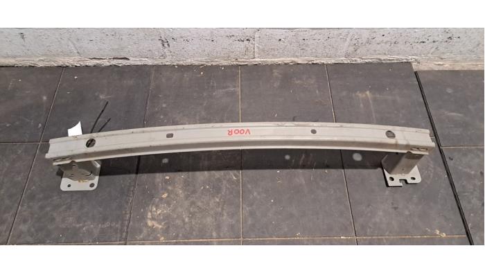 Cadre pare-chocs avant Nissan Micra