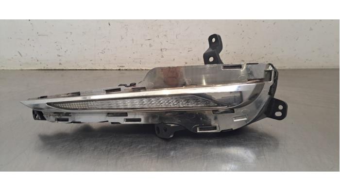 Veilleuse droite Peugeot 308