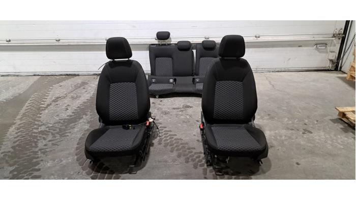 Kit revêtement (complet) Opel Astra