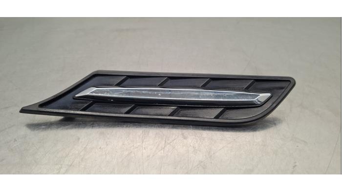 Bande décorative Suzuki Vitara