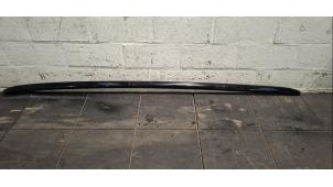 Gebruikte Roofrail links Peugeot 508 SW (F4/FC/FJ/FR) 1.5 BlueHDi 130 Prijs € 133,10 Inclusief btw aangeboden door Autohandel Didier