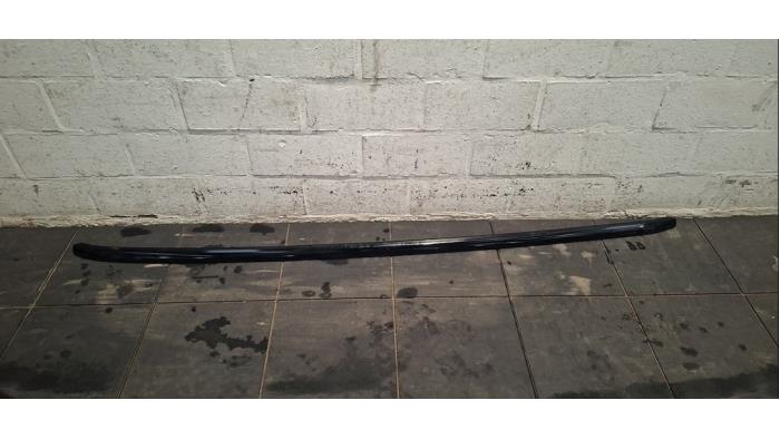 Rail de toit droit Peugeot 508