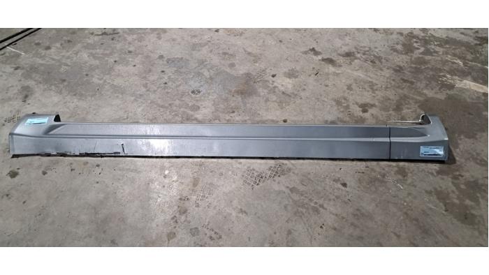 Marche-pied (list de couverture) gauche Volvo XC90