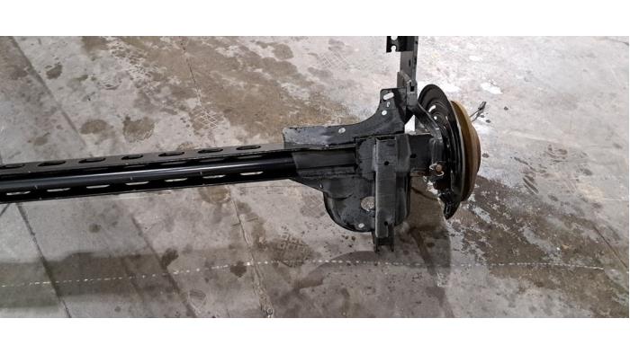 Arbre entraînement roue avant Renault Trafic