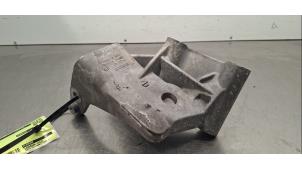 Gebruikte Motorsteun Volvo XC90 II 2.0 D5 16V AWD Prijs € 30,25 Inclusief btw aangeboden door Autohandel Didier