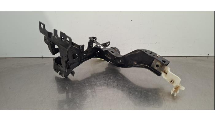 Cadre phare gauche BMW 6-Série