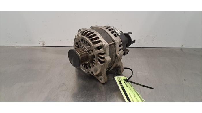 Dynamo Renault Trafic