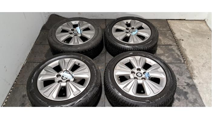 Kit jantes + pneumatiques Suzuki Vitara
