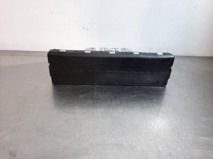 Airbag genou Volkswagen Golf Sportsvan