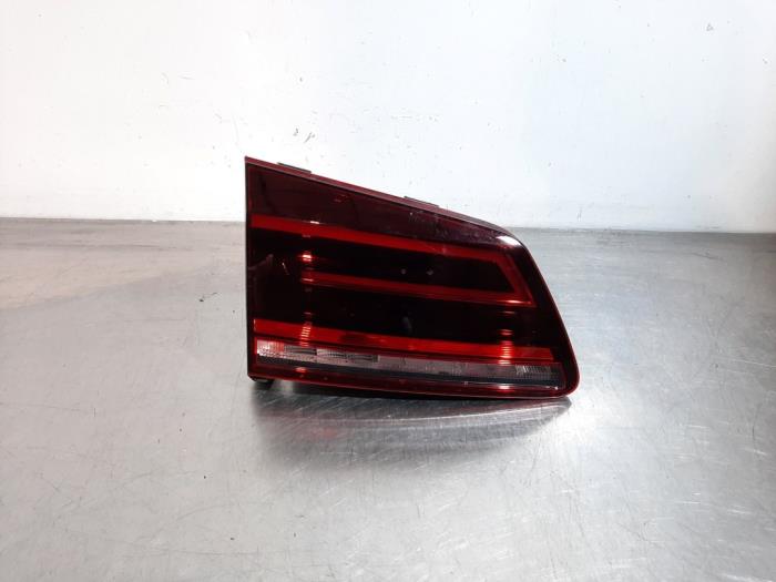 Feu arrière gauche Volkswagen Golf Sportsvan