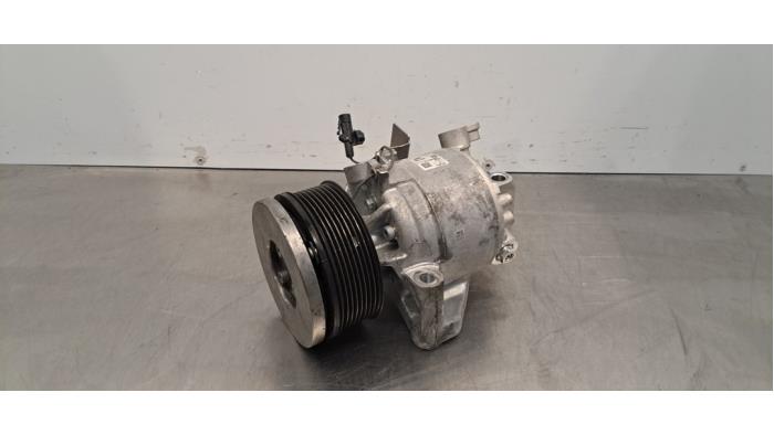 Pompe clim Suzuki Vitara