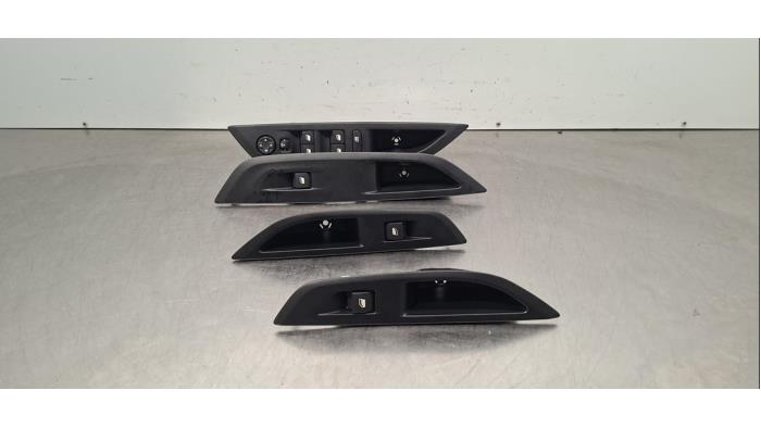 Commutateur combi vitres Peugeot 208