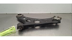 Gebruikte Draagarm rechts-voor Peugeot 208 II (UB/UH/UP) 1.2 Vti 12V PureTech 100 Prijs € 60,50 Inclusief btw aangeboden door Autohandel Didier