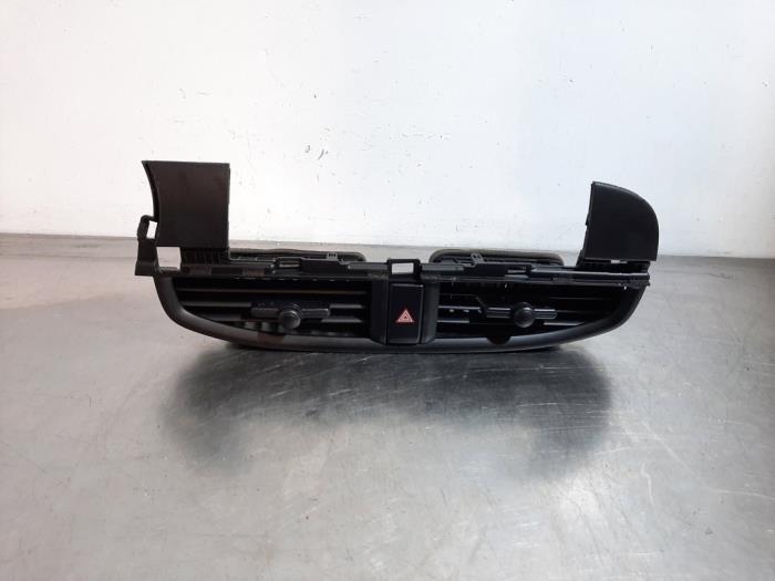 Grille aération tableau de bord Kia Picanto