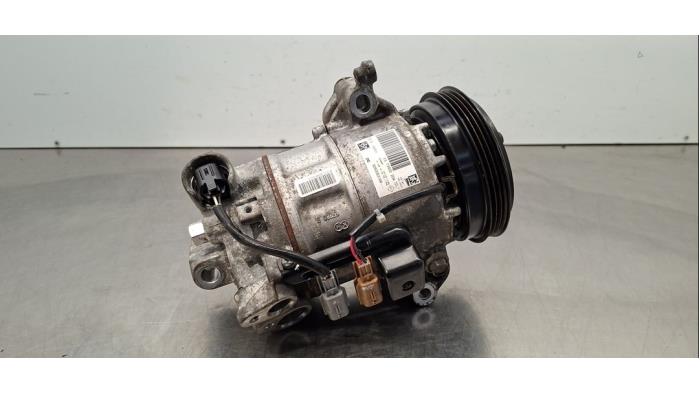 Pompe clim Renault Twingo