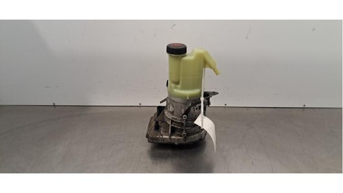 Support pompe direction assistée Renault Master